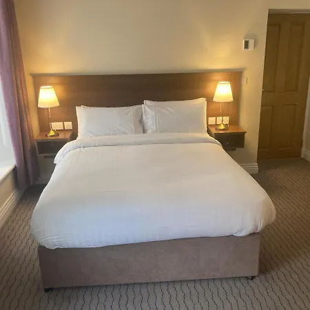 Mcnulty'S Guest House