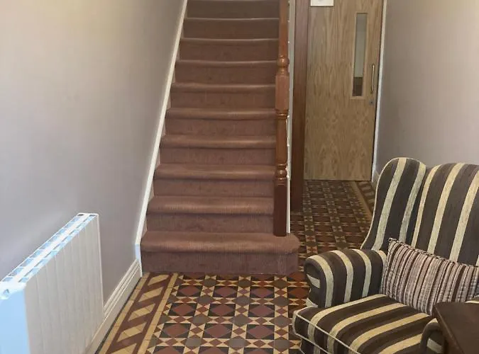 招待所 Mcnulty'S Guest House *